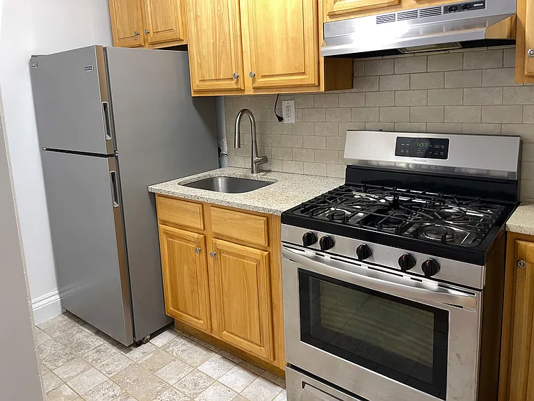 95 3rd Pl #GARDEN — Photo 17