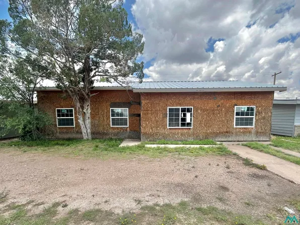 1422 W Princess Jeanne Dr, Hobbs, NM 88240