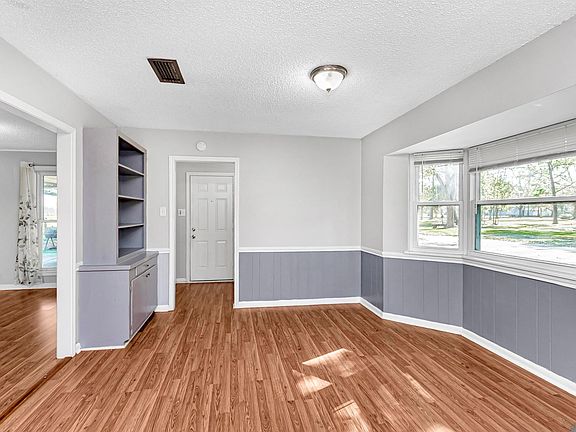 5th image of 4216 Higdon Ln