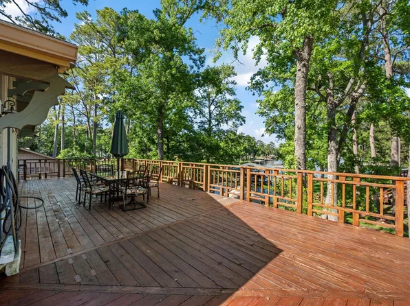 271 Jennings Ln, Livingston, TX 77351