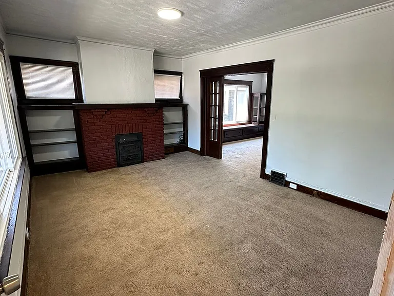 12341 Chesterfield Ave #UP — Photo 2