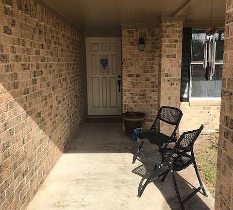2nd image of 1802 Pecos Ave