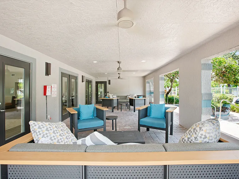 Pool Side Lounge