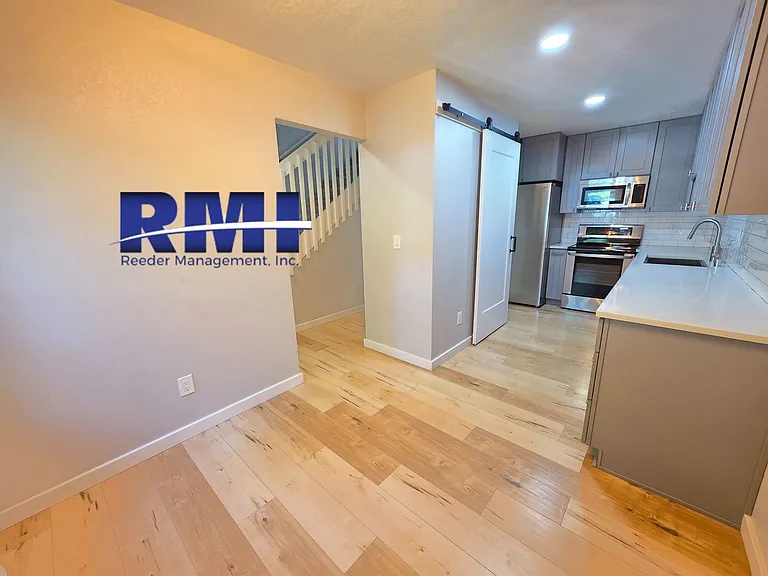 500 N National Ave #28 — Photo 3