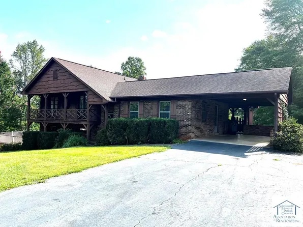 714 Hamilton Rd, Bassett, VA 24055