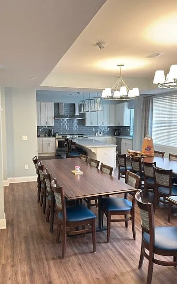 1601 W Kilbourn Ave #1-20 — Photo 16