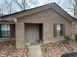 5 Vernon Ln APT B, Jackson, MS 39204