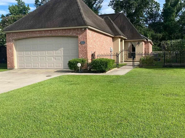 41103 Garden Ct, Gonzales, LA 70737