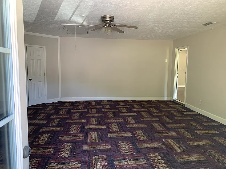 118 Clairmont Dr