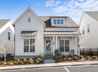 982 Harvest Park Ln, Suwanee, GA 30024