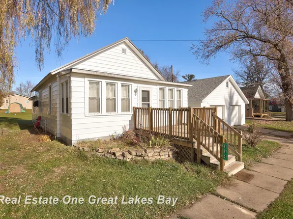 334 Main St, Sterling, MI 48659