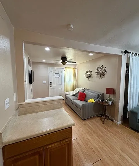 712 E Pierce St #3 — Photo 10