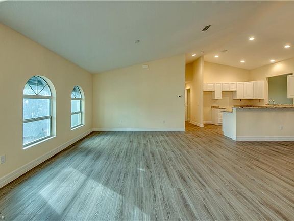 5th image of 1927 Sunniland Blvd