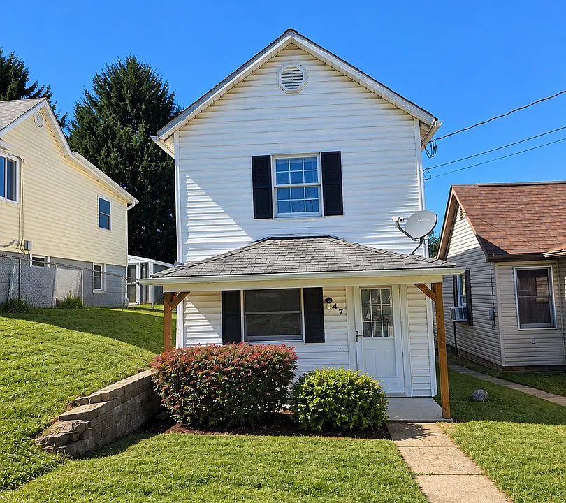 47 Oakwood Ave