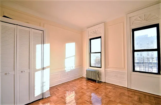 Rented by CITY SKYLINE REALTY INC | media 20