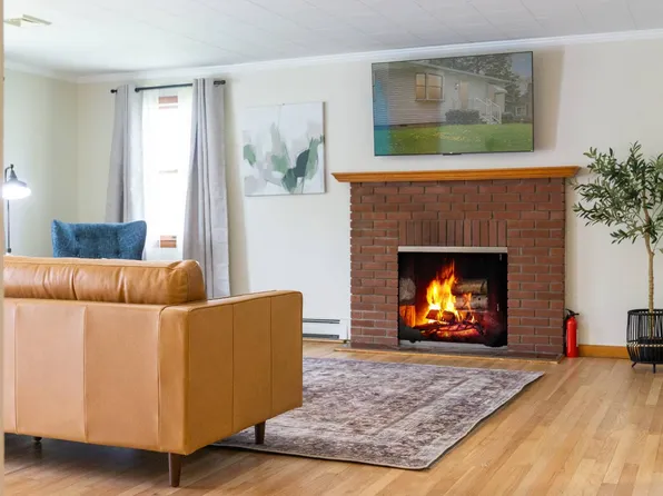 108 Spring St, Catskill, NY 12414