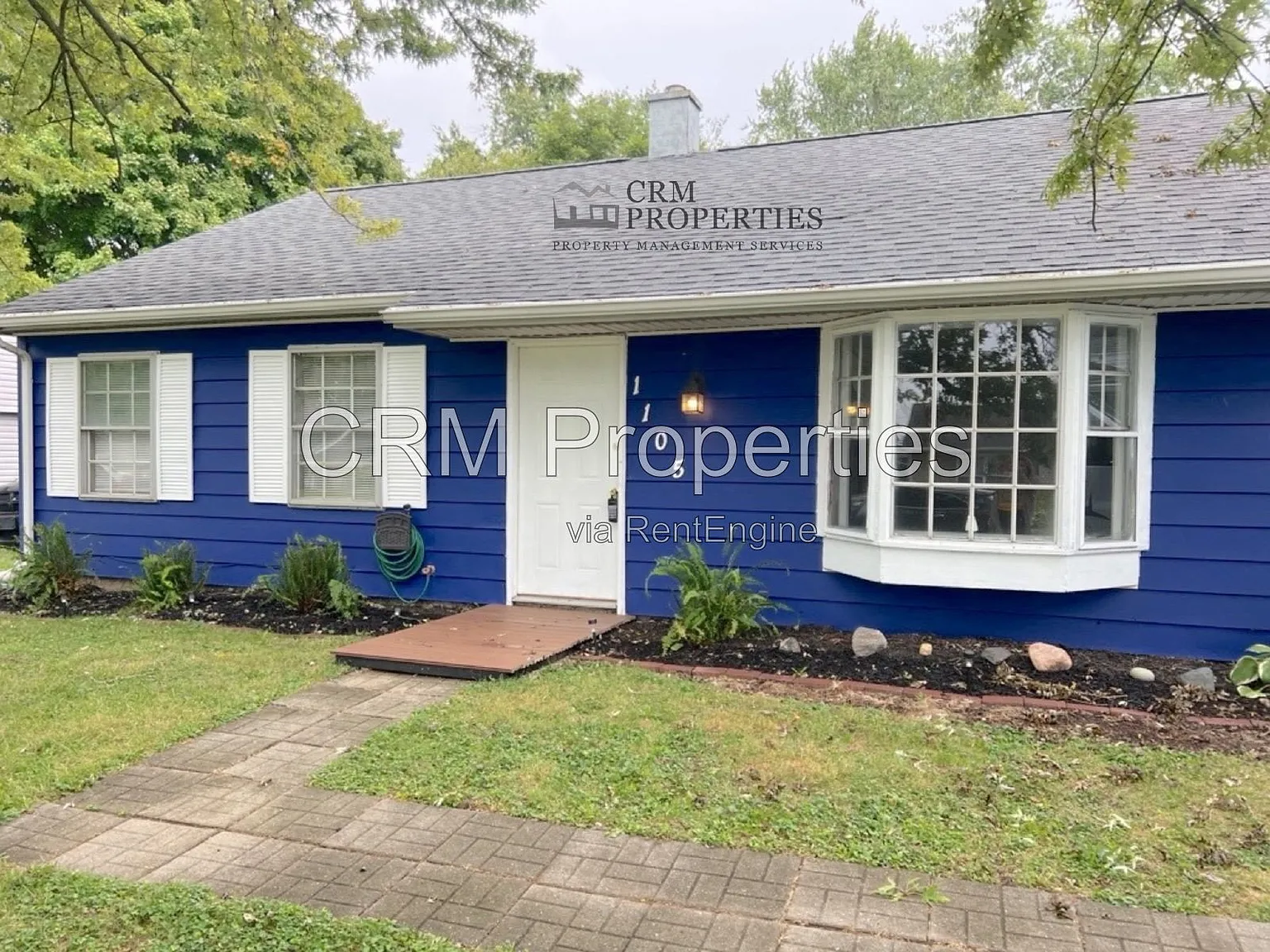 3 bed, 1.0 bath, 1008 sqft, $1,300 — Photo 3