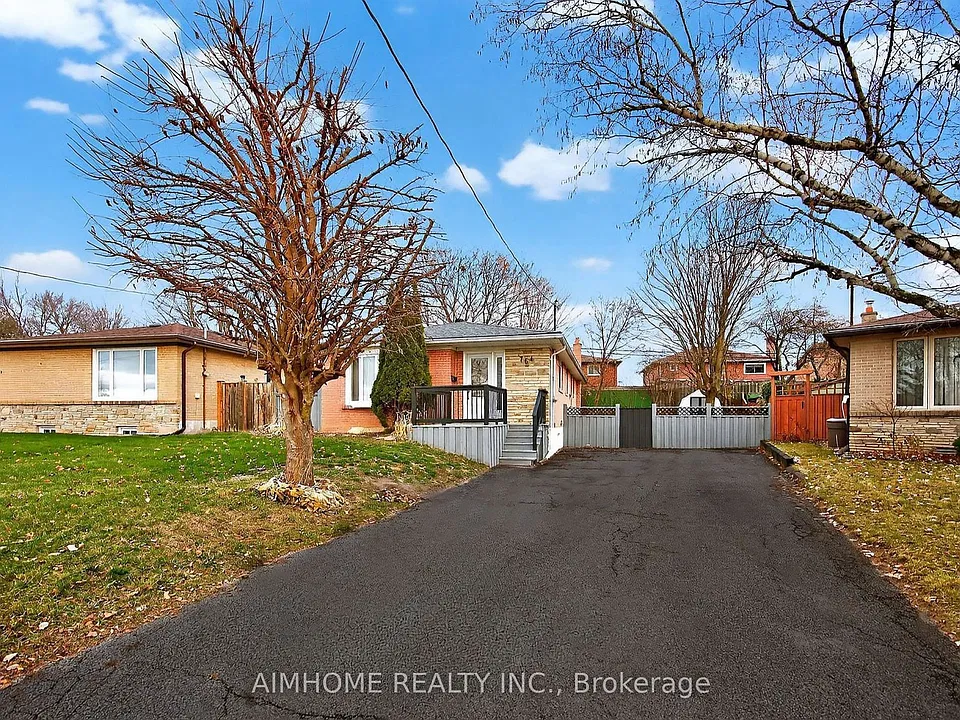 764 Botany Hill Cres