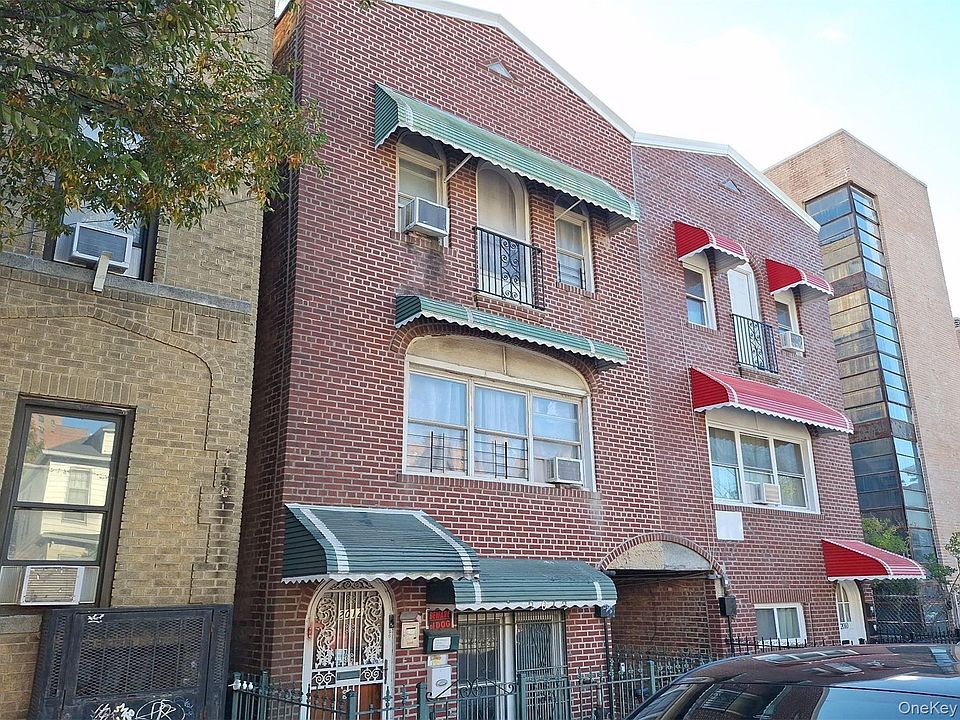 2nd image of 2012 Benedict Avenue