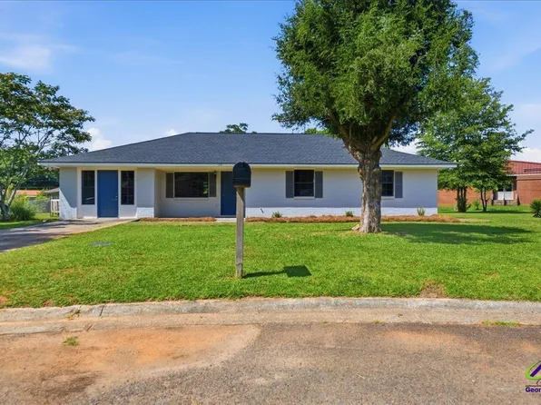 108 Levrenti Dr, Fort Valley, GA 31030