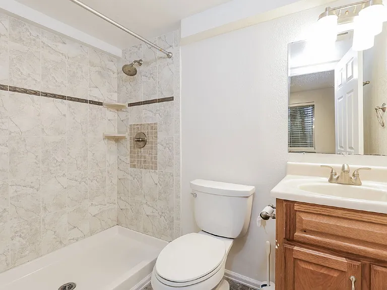 4240 Brookwood Pl — Photo 15