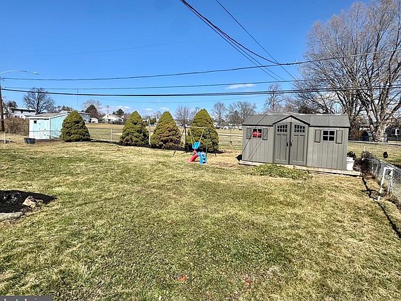 2nd image of 509 Exton Rd