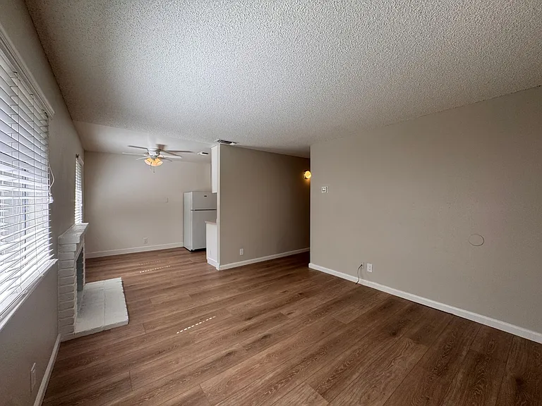 1324 G Street — Photo 5