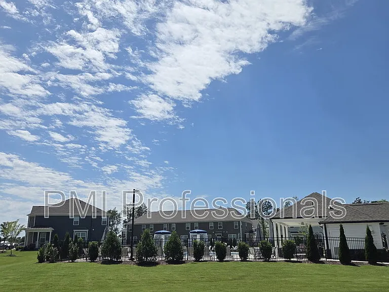 4140 Feetham Dr — Photo 26