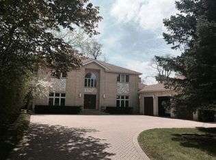 440 Westley Rd, Glencoe, IL 60022