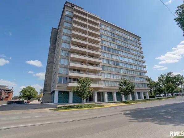 718 S 7th St APT 1004, Springfield, IL 62703