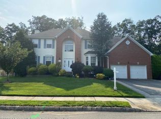 730 Spruce Hill Dr, Toms River, NJ 08753