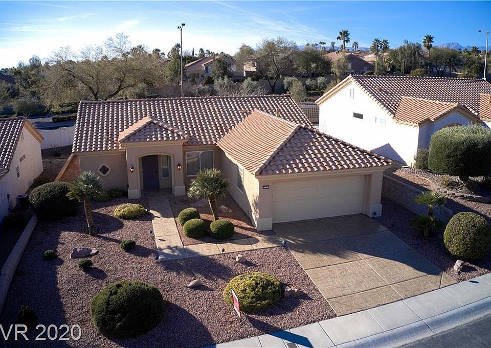 1st image of 10101 Crescent Creek Dr