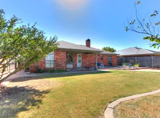 12501 SW 5th St, Yukon, OK 73099