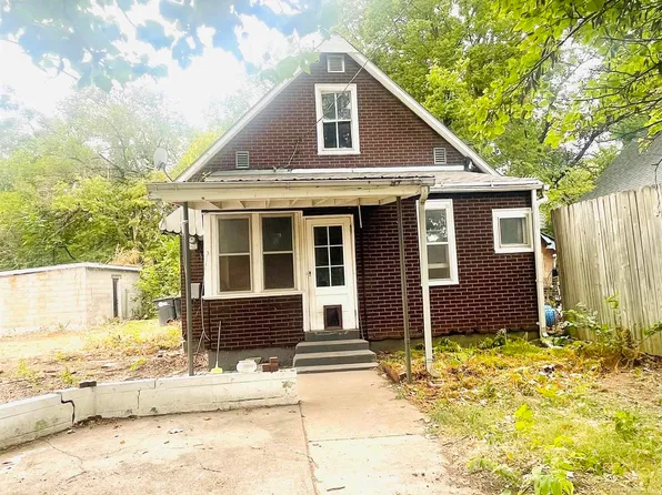 3319 S 3rd St, Omaha, NE 68108