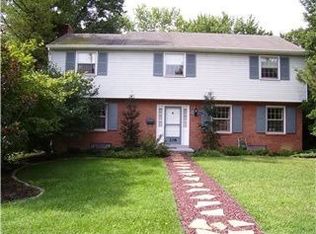 108 Hullihen Ct, Newark, DE 19711