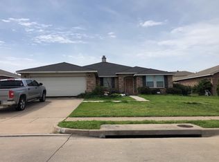 1431 Queen Annes Dr, Burleson, TX 76028