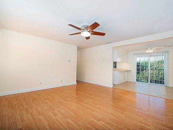3rd image of 1252 Palomar Pl APT C