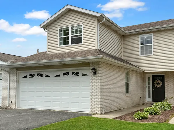 10828 Park St Unit B, Crown Point, IN 46307