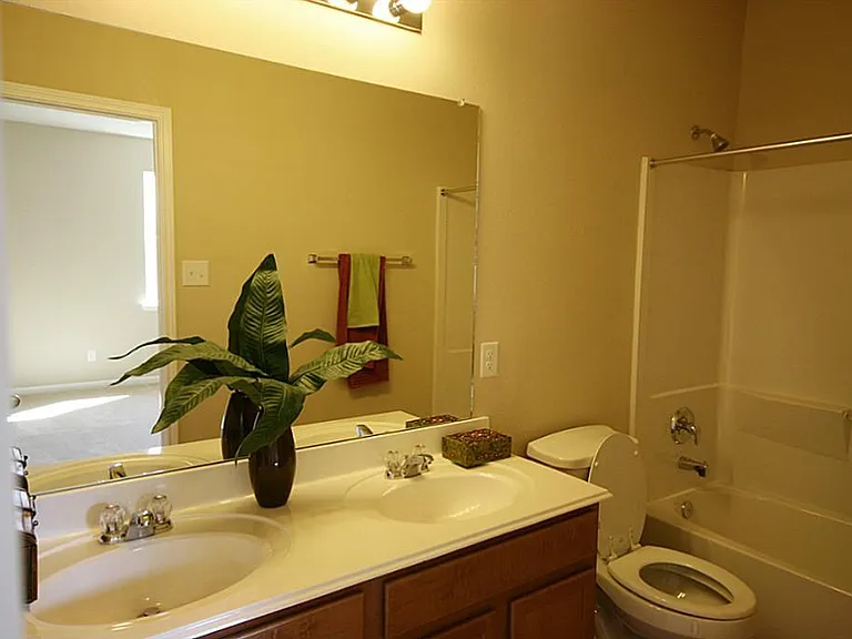 24547 Foxberry Gln — Photo 14