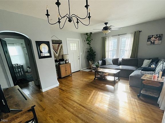 5th image of 2502 New York Ave