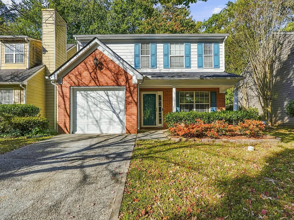 2225 Charleston Pointe SE #1