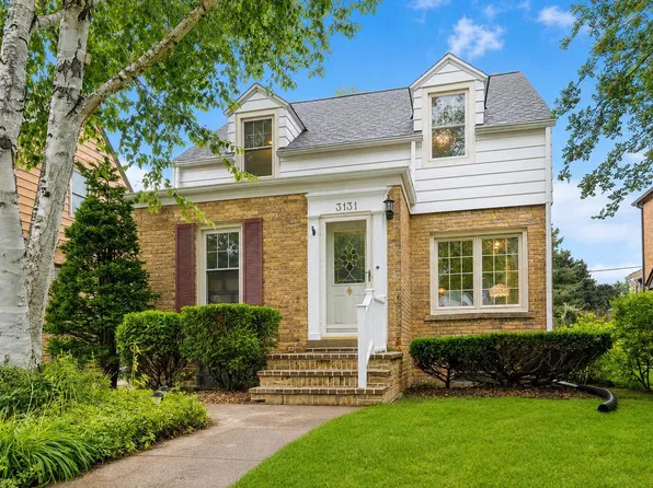 3131 E Crawford AVENUE, Saint Francis, WI 53235