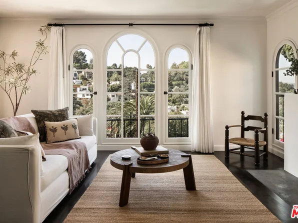 1122 Berkeley Dr, Glendale, CA 91205