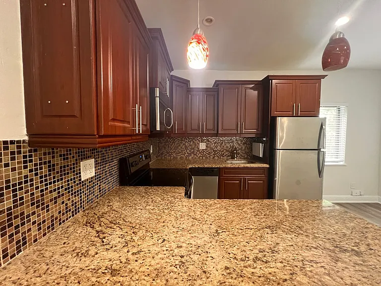 3201 Aviation Ave — Photo 6