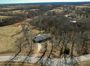 516 Reno Hollow Rd, Spokane, MO 65754