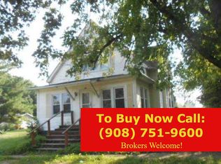 14 N 1st St, Ridge Farm, IL 61870