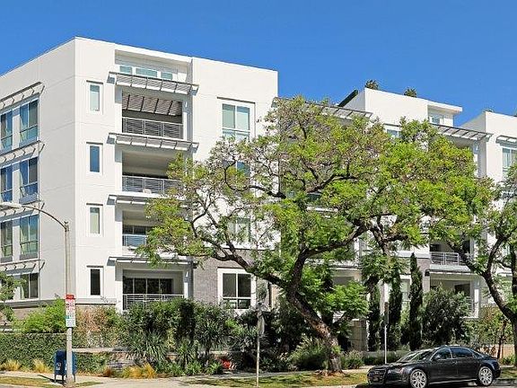 3rd image of 460 N Palm Dr Unit 102