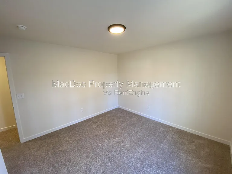 170 Forest Grove Rd — Photo 15