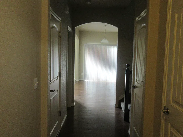 7903 Morton Dr — Photo 4