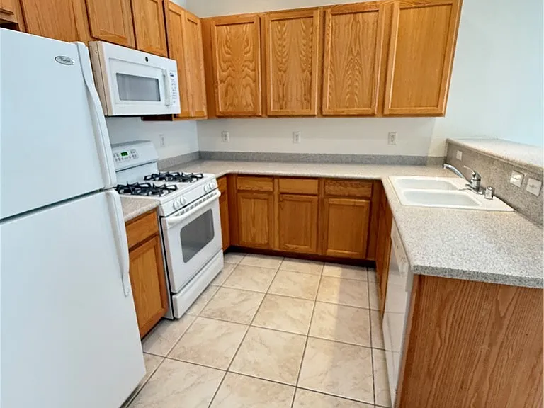 9929 Fountain Walk Ave #0 — Photo 4